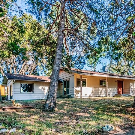 Pine Ridge Peak Villa Oakhurst Exteriör bild